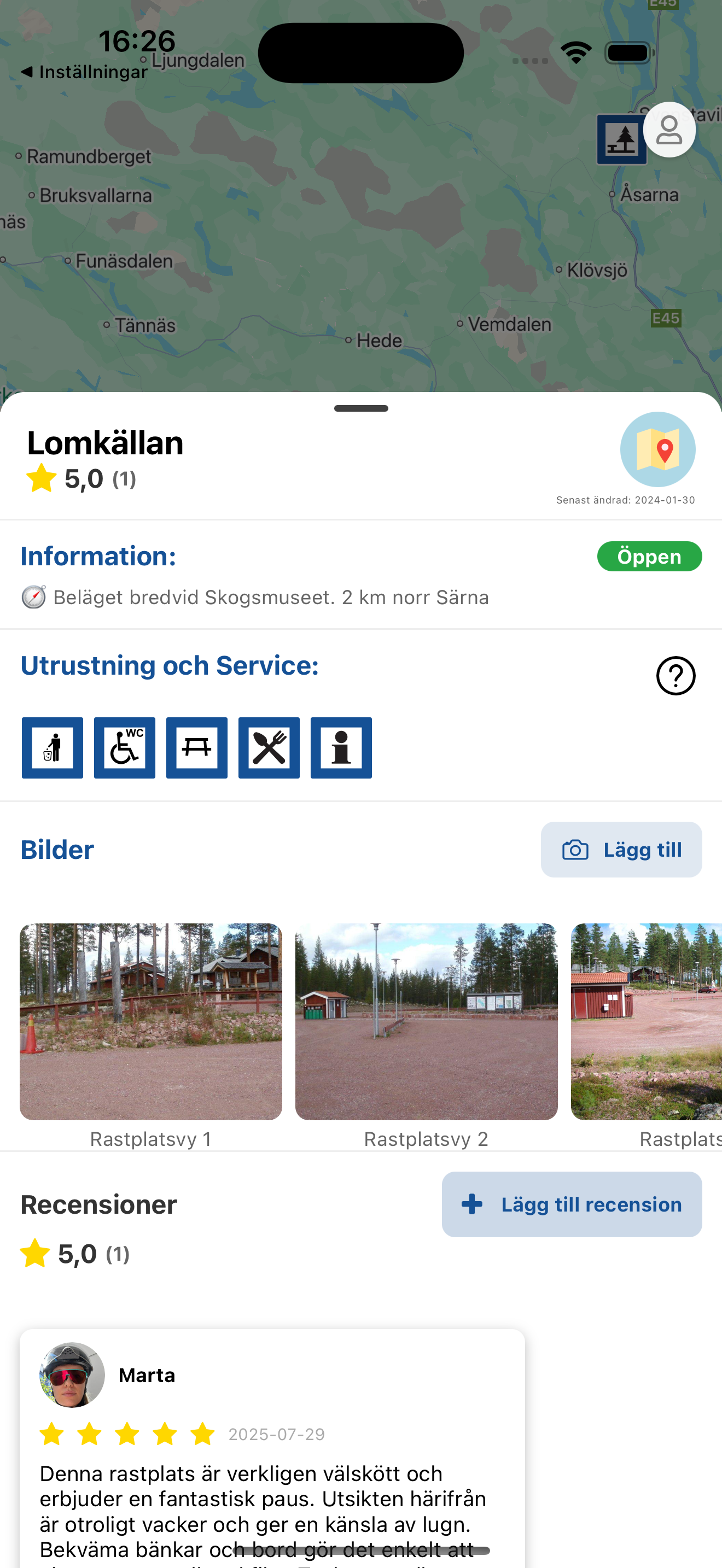 Detaljerad vy av en rastplats med tjänster, foton och recensioner
